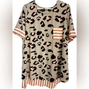 HoneyMe Leopard / Striped top